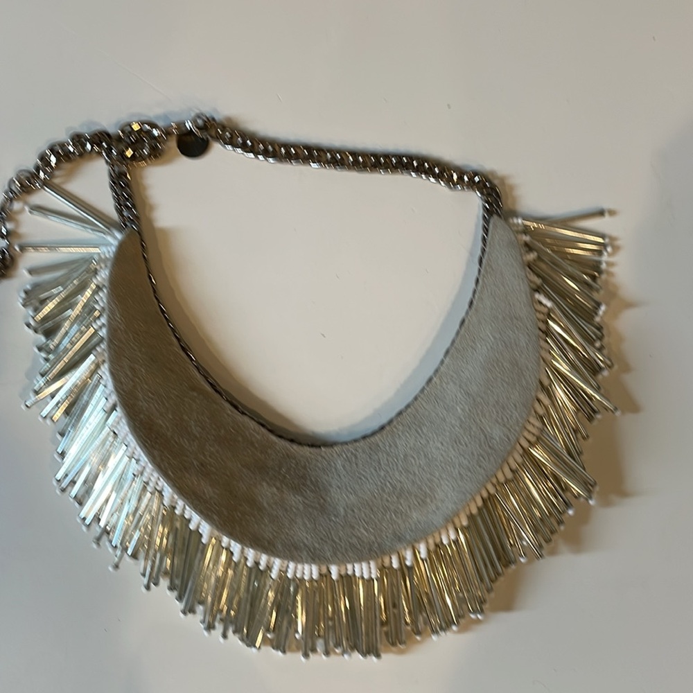 Bib necklace - Picture 4 of 5